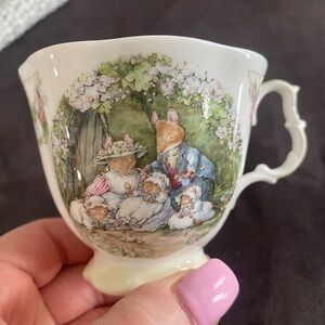 RARE! Royal Dolton poppy’s babies cup! SPECTACULAR!! 🌸🌸🌸🌸🌸🌸🌸🌸